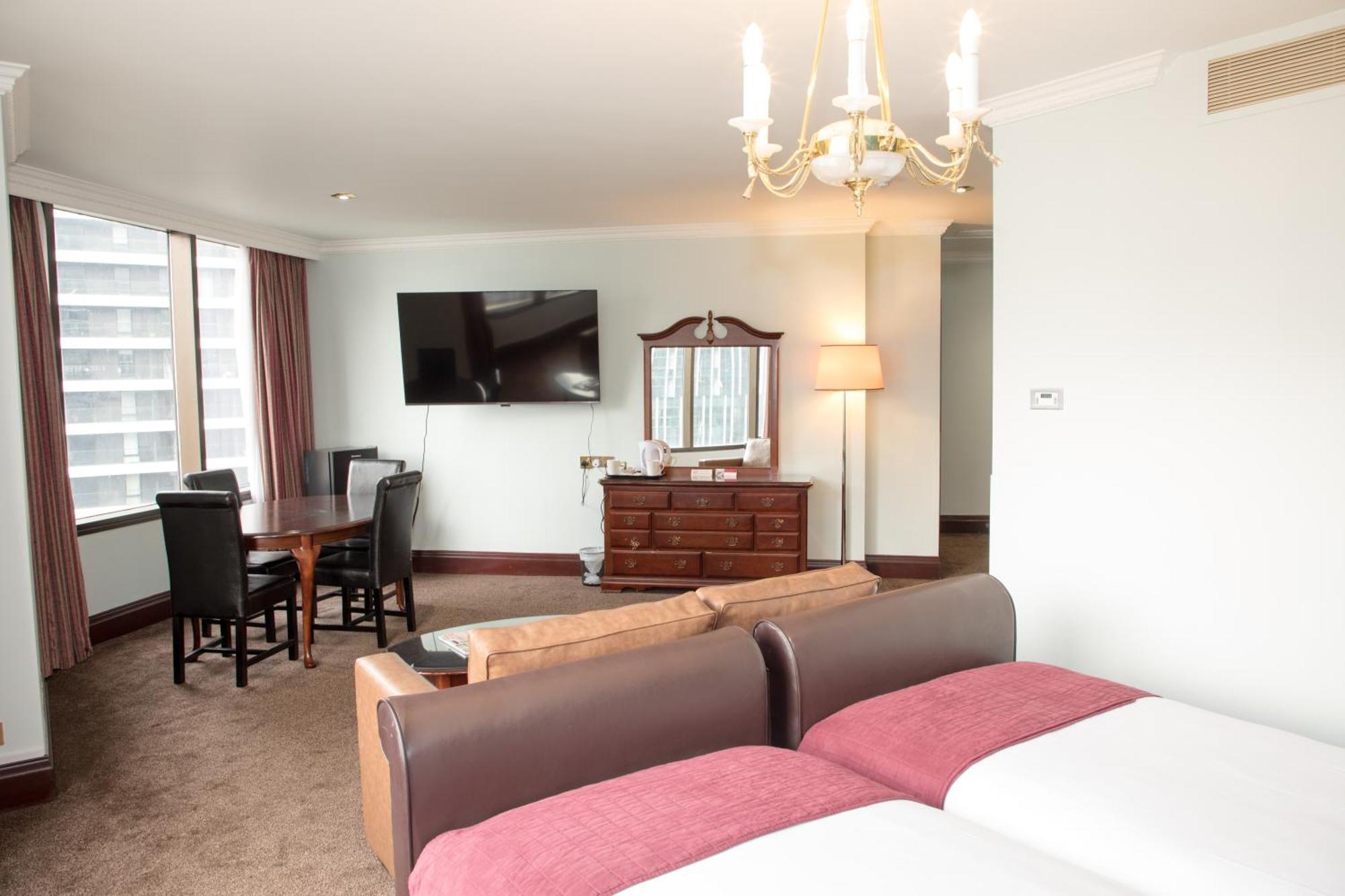 לונדון Britannia International Hotel Canary Wharf מראה חיצוני תמונה A room at the hotel